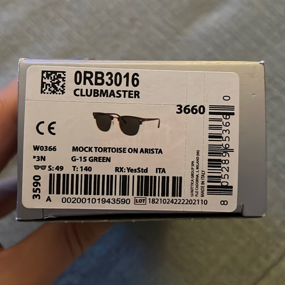 Brand New, Never Worn RayBans - Picture 2 of 7